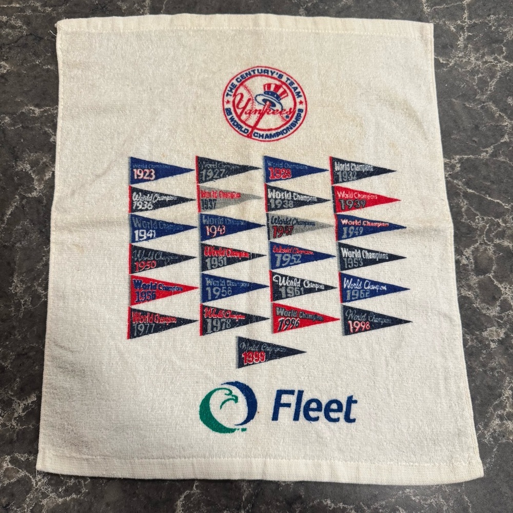 Vintage New York Yankees Fleet Team Towel